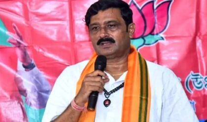 “মনোনয়নে ‘ভয়ঙ্কর’ অসঙ্গতি!”-রাহুল সিনহাকে নিয়ে সুপ্রিম কোর্টে যাওয়ার হুঁশিয়ারি তৃণমূলের?