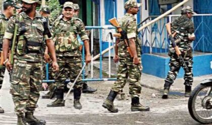 “২০ লক্ষ নাম কি বাদ পড়তে চলেছে?”- রাজ্যে অশান্তির আশঙ্কায় বড় পদক্ষেপ প্রশাসনের!