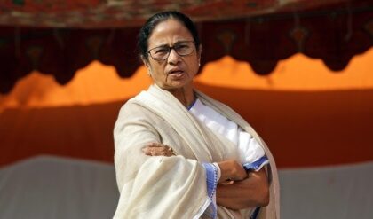 “ভোটের পরেই বাংলা ভাগ?” ডিলিমিটেশন নিয়ে কমিশনের বিরুদ্ধে বিস্ফোরক মমতা!