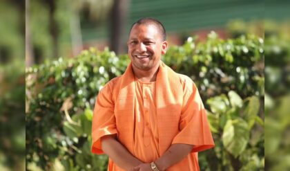 ৯ বছরে ৯ লক্ষ সরকারি চাকরি! ‘বিমারু’ তকমা ঝেড়ে ভারতের গ্রোথ ইঞ্জিন এখন উত্তরপ্রদেশ