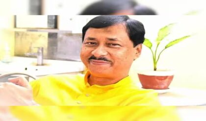 “ভুল করেছি তৃণমূলে গিয়ে!” টিকিট না পেয়েই ডিগবাজি বিধায়কের, ভোটের মুখে মালদায় বড় ধাক্কা মমতার