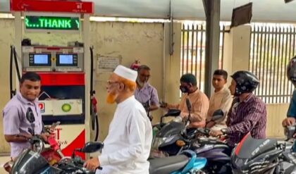 তেল মজুত ধরলে পুরস্কার! ‘ট্যাগ অফিসার’ নিয়োগ করে কালোবাজারি রুখতে নবান্নের মাস্টারপ্ল্যান