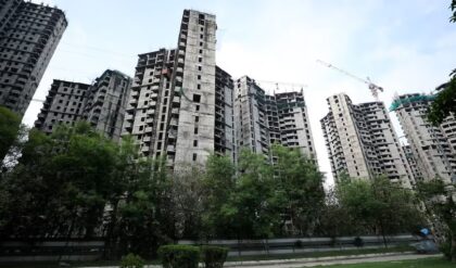 বাড়ি কেনার কি এটাই সুযোগ? বড় শহরগুলোতে আকাশছোঁয়া পতন, পুনে-মুম্বইয়ে হাহাকার!