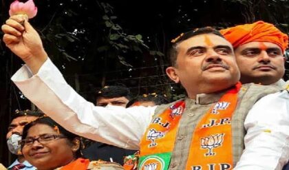 নন্দীগ্রামে মনোনয়ন জমা দিলেন শুভেন্দু! জয়ের পরিসংখ্যান নিয়ে মমতাকে দিলেন বড় হুঁশিয়ারি
