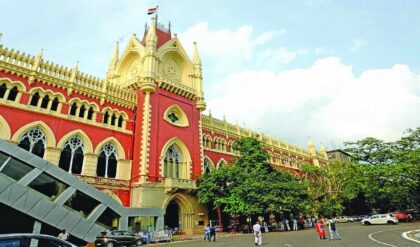 আইনজীবী মহলে মহাযুদ্ধ! বার কাউন্সিলের ২৩ আসনে ৭৫ প্রার্থীর লড়াই, কার দখলে যাবে ক্ষমতার চাবিকাঠি?