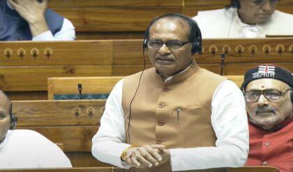 ‘বাংলার কৃষকদের সঙ্গে পাপ করছে তৃণমূল!’ লোকসভায় দাঁড়িয়ে মমতা সরকারকে নজিরবিহীন আক্রমণ শিবরাজের