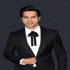 কেরিয়ারের তুঙ্গে থেকেও বলিউডকে ‘বিদায়’? বরুণ ধাওয়ানের আচমকা সিদ্ধান্তে তোলপাড় বি-টাউন!