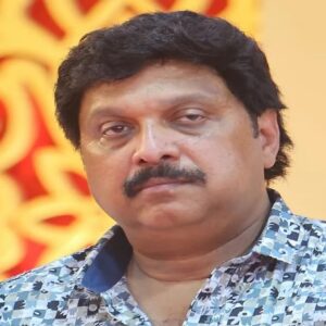 মন্ত্রীবাসভবনে পরকীয়া? গণেশ কুমারের বিরুদ্ধে স্ত্রীর নালিশে অস্বস্তিতে বাম সরকার