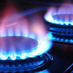 গ্যাসের হাহাকার কি স্রেফ গুজব? মধ্যপ্রাচ্য সংকটে রান্নার তেল ও কেরোসিন নিয়ে বড় ঘোষণা কেন্দ্রের!