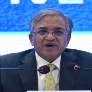 নির্বাচন কমিশনে বড়সড় ডামাডোল! জ্ঞানেশ কুমারের বিরুদ্ধে অনাস্থা আনল ‘ইন্ডিয়া’ জোট