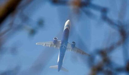 আবুধাবি থেকে দিল্লি ফেরা দায়! যুদ্ধের আবহে ৩ গুণ বাড়ল বিমানের ভাড়া, পকেটে টান প্রবাসীদের