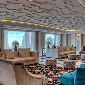 দুবাইয়ের ৫ তারা হোটেলে রাত কাটান মাত্র ৫০০০ টাকায়! পানির দরে লাক্সারি রুম, কিন্তু কেন?