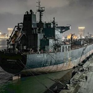 “মিসাইল এড়িয়ে ‘অদৃশ্য’ জাহাজ!”-হরমুজ থেকে কিববে তেল নিয়ে এলো ভারত?