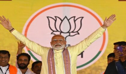 মোদীর সভায় জনজোয়ারের অপেক্ষা, শনিবারে কলকাতায় ব্যাপক যান নিয়ন্ত্রণ! কোন কোন রাস্তা এড়িয়ে চলবেন?