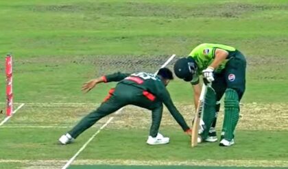 “আউট নাকি অসততা?”-সলমন-মিরাজ দ্বন্দ্বে উত্তপ্ত বাংলাদেশ-পাক ম্যাচ! দেখুন ভিডিও