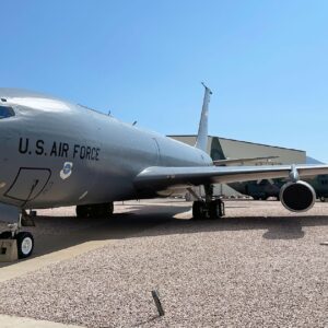 ইরাকের আকাশে ভয়াবহ বিপর্যয়! ভেঙে পড়ল মার্কিন তেলবাহী বিমান, ৪ সেনার মৃত্যু