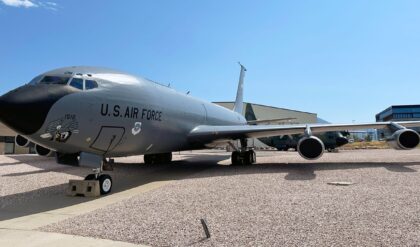 ইরাকের আকাশে ভয়াবহ বিপর্যয়! ভেঙে পড়ল মার্কিন তেলবাহী বিমান, ৪ সেনার মৃত্যু