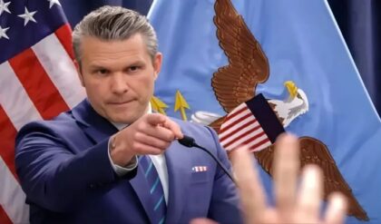 “আজ রাতেই ইরানে ‘সর্বোচ্চ হামলা’!”-মার্কিন প্রতিরক্ষামন্ত্রীর হুমকি, ধ্বংস হবে তেহরান?