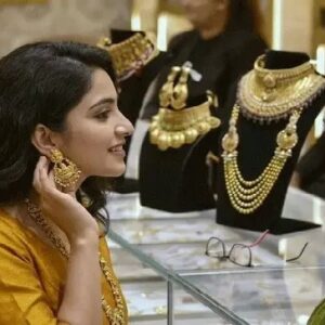 সোনার গহনা কেনার আগে জেনে নিন ক্যারেটের পার্থক্য, জেনেনিন উপায়