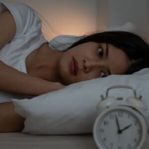 অনিদ্রায় ভুগলে কখন ডাক্তারের পরামর্শ নেবেন, জেনেনিন সঠিক সময়