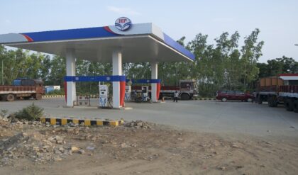৬০ লাখের ধামাকা প্যাকেজ! HPCL-এ ইঞ্জিনিয়ার ও অফিসার পদের নিয়োগ শুরু, জানুন আবেদনের যোগ্যতা