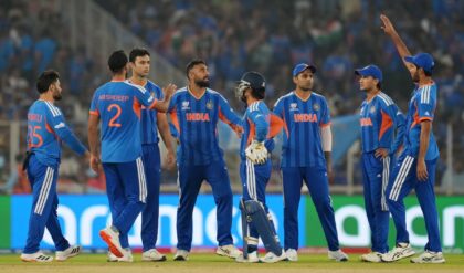 “ওপেনিংয়েই ডুবছে তরী!”-ক্যাচ ফসকানো থেকে বরুণের ফর্ম—ঘুম উড়েছে টিম ইন্ডিয়ার?