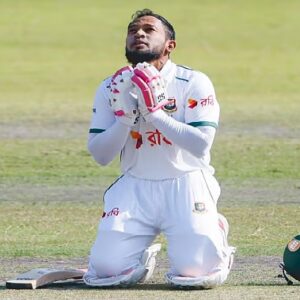 “ঈশ্বরই জানেন,আমরাকীভাবে ফিরব”-যুদ্ধের আগুনে আটকে বাংলাদেশের মুশফিকুর রহিম