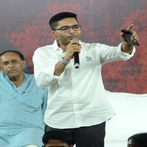 মোদীর সভার দিনেই রক্তক্ষয়ী বাংলা! শশী পাঁজার বাড়িতে হামলাকে ‘জঘন্য’ বললেন অভিষেক