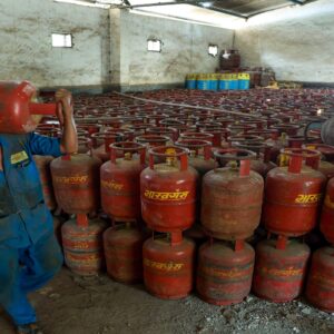 চ্যাটজিপিটি-কেও টেক্কা দিল ইন্ডিয়ান অয়েল! অ্যাপ স্টোরে এখন এক নম্বরে দেশের সরকারি অ্যাপ!