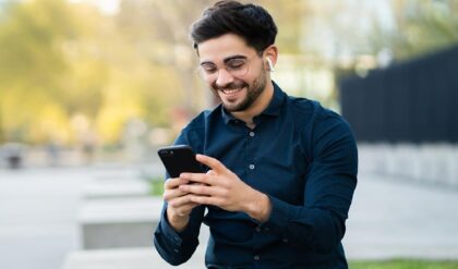 দুপুর হতেই কি আপনি ক্লান্ত? স্মার্টফোনের এই এক ভুল অভ্যাসে বুড়িয়ে যাচ্ছে আপনার ব্রেন