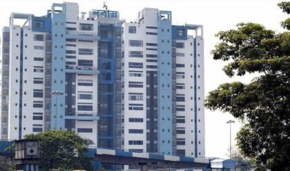 মমতার ঘোষণার ২৪ ঘণ্টা পার, কোথায় সরকারি বিজ্ঞপ্তি? ডিএ নিয়ে ফের চরম অনিশ্চয়তায় রাজ্য কর্মীরা!