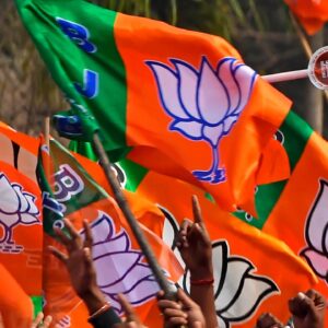 পাহাড়ে ‘শ্যাম রাখি না কুল রাখি’ দশা বিজেপির! ৩ আসনে ৫ দাবিদার, শরিকি চাপে কোণঠাসা গেরুয়া শিবির।