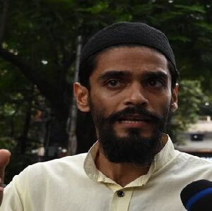 SIR প্রক্রিয়া শেষ না করে ভোট নয়! নওশাদের মামলায় অস্বস্তিতে কি কমিশন?