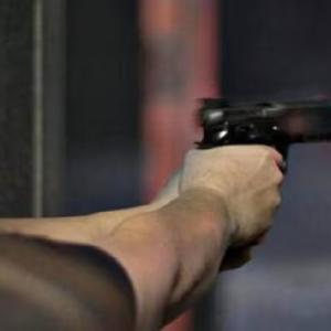 “মদের আসরে বচসা!”-৩ যুবককে লক্ষ্য করে পর পর গুলি, অভিযুক্তরা পলাতক