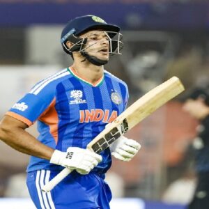 বিশ্বকাপ জিতলেও বদলায়নি স্বভাব! শিবম দুবের সাদাসিধে জীবন দেখে মুগ্ধ নেটপাড়া