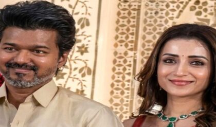 বিজয়-তৃষার বিয়ে কি তবে সময়ের অপেক্ষা? জল্পনা উসকে দিলেন খোদ অভিনেত্রীর মা!