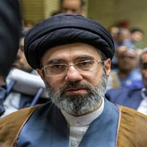 “ক্ষতিপূরণ নয়তো ধ্বংস”-মার্কিন সম্পদ ধ্বংসের হুমকি দিলেন ইরানের নয়া সুপ্রিম লিডার