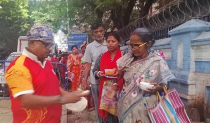 যুদ্ধ থামার অপেক্ষায় ‘পিজি’-র অন্নদাতা! LPG-সঙ্কটে বন্ধ বিনামূল্যে খাবার বিলি