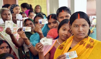 “BJP-হারলেই কি কোপ পড়ছে মহিলা ভোটে?”-সীমান্তবর্তী ৪ কেন্দ্রের বিস্ফোরক পরিসংখ্যন!