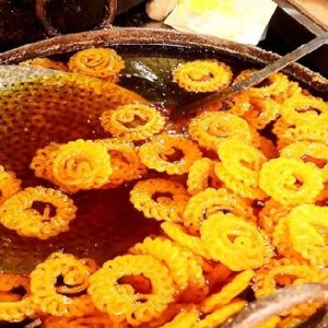 ১০ কেজি ওজনের জিলিপি! বাংলার এই মেলায় ভিড় করেন কেবল জিলিপির টানেই, কোথায় বসে এই মেলা?