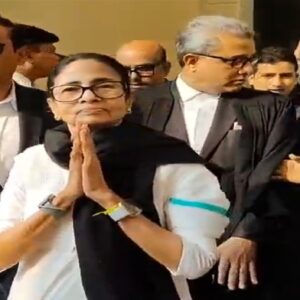 “মমতার আচরণে চরম ক্ষুব্ধ সুপ্রিম কোর্ট!”-ED-র কাজে বাধা দেওয়ায় পদক্ষেপের হুঁশিয়ারি?