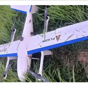 আকাশ থেকে পড়ল ‘মিনি এরোপ্লেন’! দাঁতনের চাষের জমিতে রহস্যময় ড্রোনের হদিশ, তুঙ্গে চাঞ্চল্য