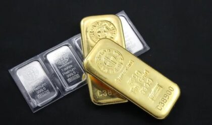 চাহিদা আকাশছোঁয়া, তবুও রুপোর চেয়ে সোনা কেন এত দামি? জেনে নিন ৩টি আসল কারণ ২. সোনার চেয়ে রুপো ১৯ গুণ বেশি মজুত পৃথিবীতে! তবুও কেন সোনার লড়াইয়ে হার মানে রুপো?