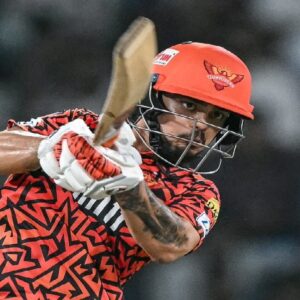 হায়দরাবাদের সিংহাসনে এবার ঈশান কিষাণ! কামিন্স না থাকায় আইপিএলের শুরুতেই বড় ধামাকা অরেঞ্জ আর্মির