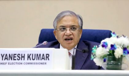 নজিরবিহীন প্রস্তুতি কমিশনের! ১,১১১ জন ‘চোখ’ রাখবেন বুথে বুথে, ২৫ লক্ষ কর্মীর কাঁধে মহাবিপ্লব!