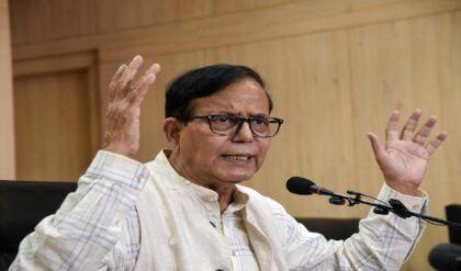 ‘বুদ্ধদার শেষযাত্রা ছেড়ে কেন ছুটেছিলেন কলতান-মীনাক্ষীরা?’ আরজি কর নিয়ে বিস্ফোরক সেলিম