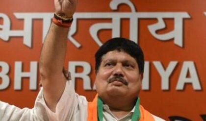 ১০ বছর পর বিধানসভায় অর্জুন সিং! বিজেপির দ্বিতীয় তালিকায় ব্যারাকপুরের ‘দাদা’র বড় ধামাকা!