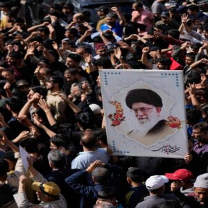 লাদাখে আছড়ে পড়ল শোকের ঢেউ! খামেনেইয়ের মৃত্যুতে কার্গিলের রাজপথে প্রতিবাদী মানুষের ঢল