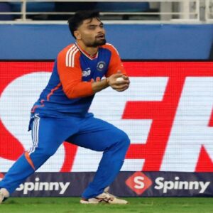 বাবার মৃত্যুতে কান্নায় ভেঙে পড়লেও কর্তব্যে অনড় রিঙ্কু সিং! ওয়েস্ট ইন্ডিজ ম্যাচে কি ফিরবেন টিম ইন্ডিয়ার ‘ফিনিশার’?