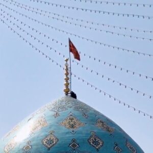 ইরানে লাল পতাকা! আয়াতোল্লা খামেনেইয়ের মৃত্যুতে কি যুদ্ধের দামামা? তেহরানের এক বার্তায় কাঁপছে বিশ্ব!